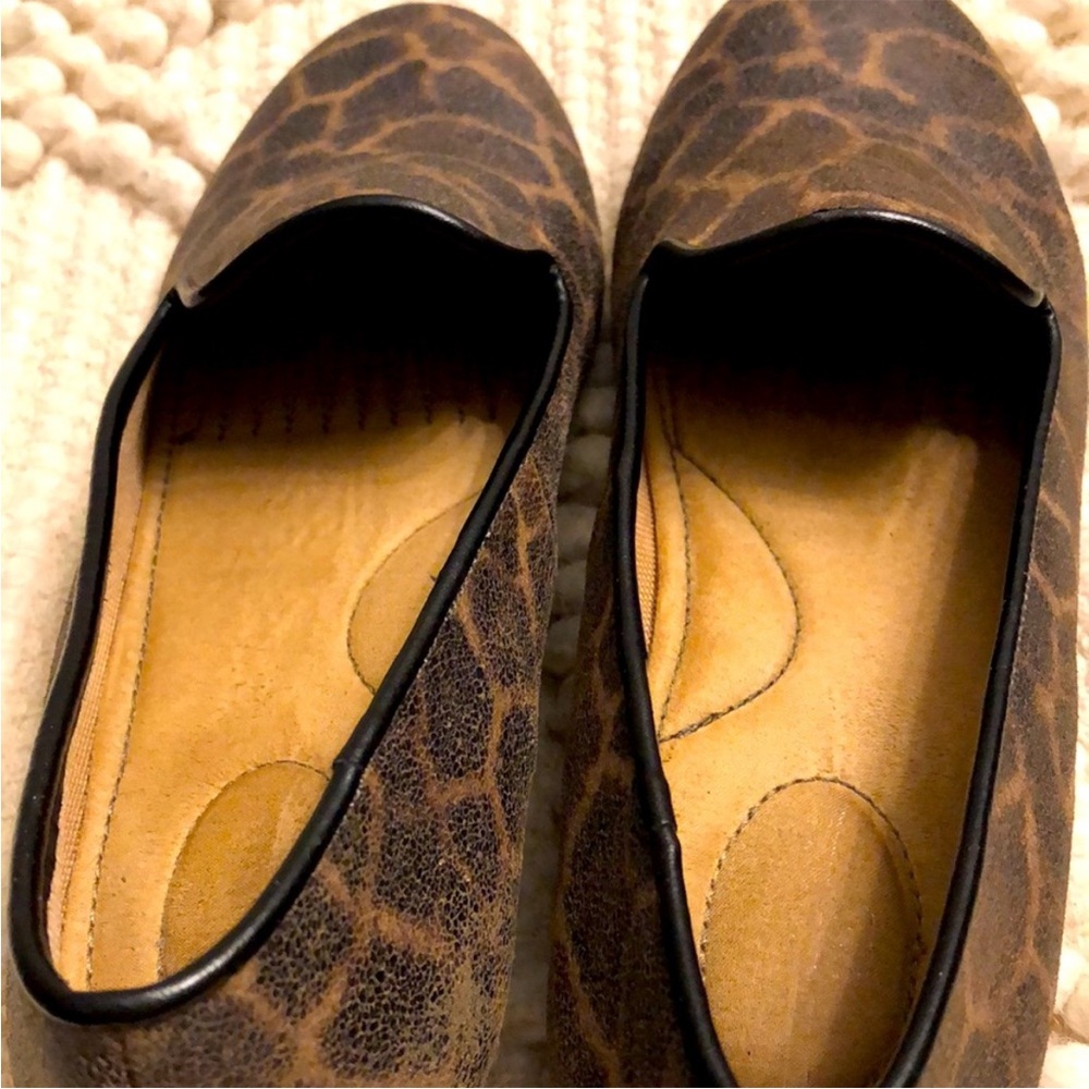 Harmony 783 Brown Giraffe Print Grounding Women's Loafers US 8.5 - Picture 2 of 6